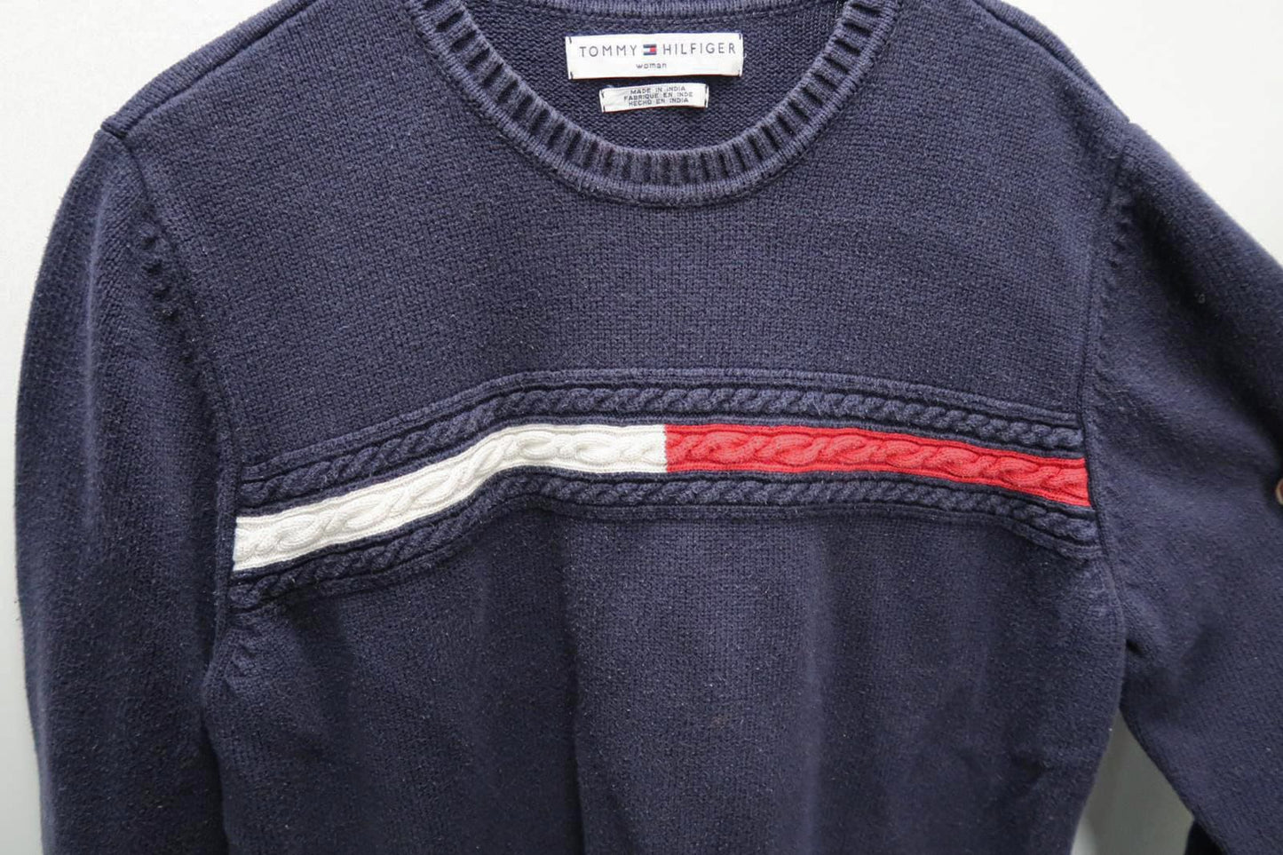 Donkerblauwe Dikke Tommy Hilfiger Trui met Logo op de Borst – Dames